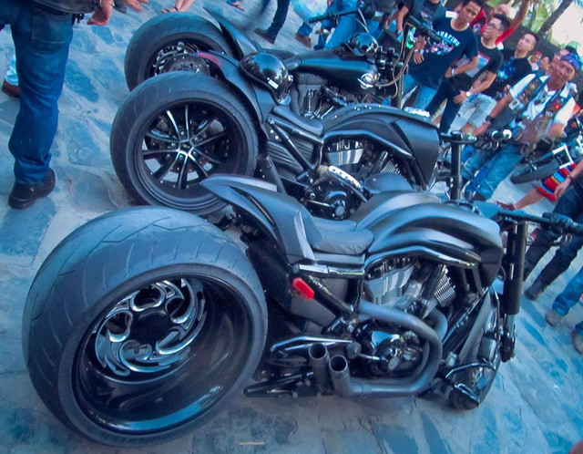 "Á khẩu" với dàn motor siêu khủng tại Vietnam Bike Week ảnh 10 "Á khẩu" với dàn motor siêu khủng tại Vietnam Bike Week ảnh 10
