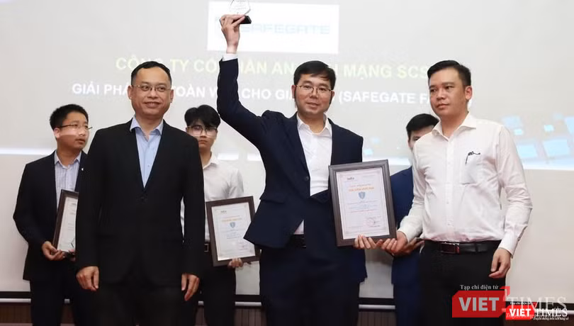SafeGate Family mang về cho Smart Cyber Security danh hiệu Chìa khóa vàng năm 2022 ở hạng mục Sản phẩm an toàn thông tin triển vọng xuất sắc.