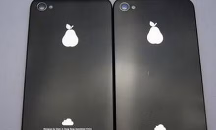 Chiếc điện thoại quả lê giống với chiếc điện thoại mà Zhao nhận được.