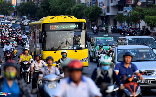 Xe buýt 5 sao tại TP.HCM có gì mới? ảnh 1