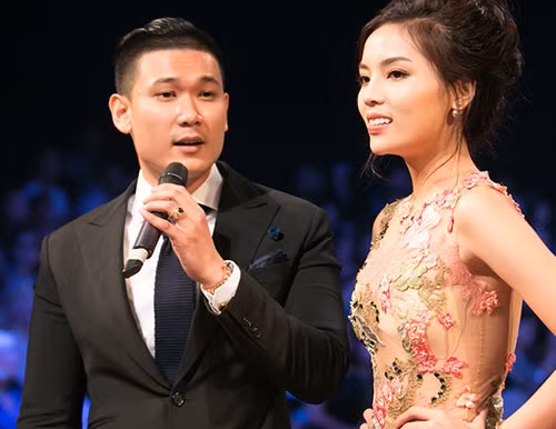 Hoa hậu Kỳ Duyên và bạn trai trong buổi đấu giá trang phục