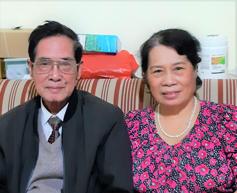 Nhóm nghiên cứu, khảo cứu nữ sĩ Hồ Xuân Hương