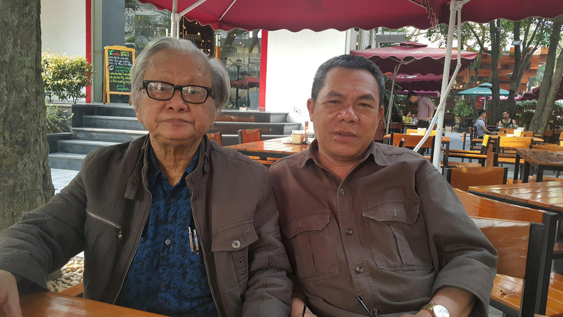 Nhạc sĩ Hồng Đăng và tác giả bài viết. Nhạc sĩ Hồng Đăng và tác giả bài viết.