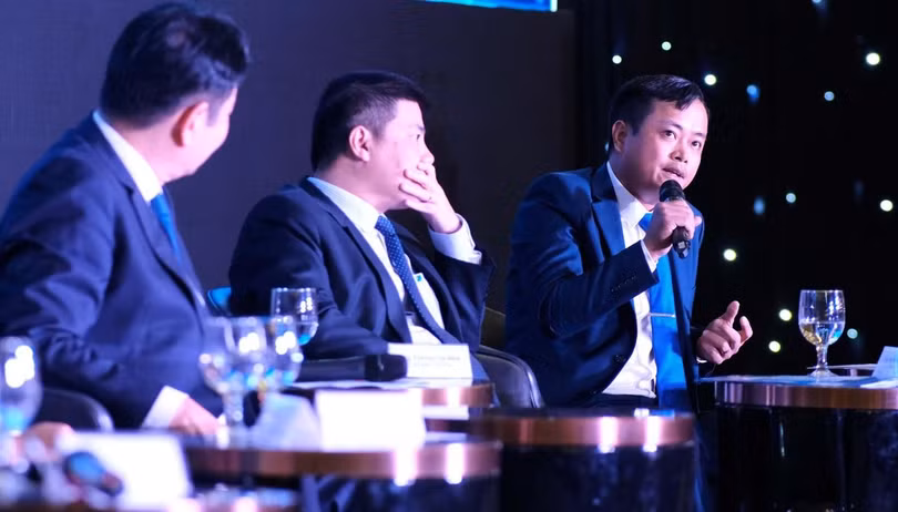 Ông Nguyễn Hùng Sơn – Tổng giám đốc FSI – trao đổi tại phiên toạ đàm Chuyển đổi số quốc gia.