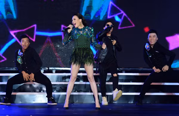 Mãn nhãn màn trình diễn bikini của 18 nhan sắc phía Bắc vào CK HHVN 2016 ảnh 41