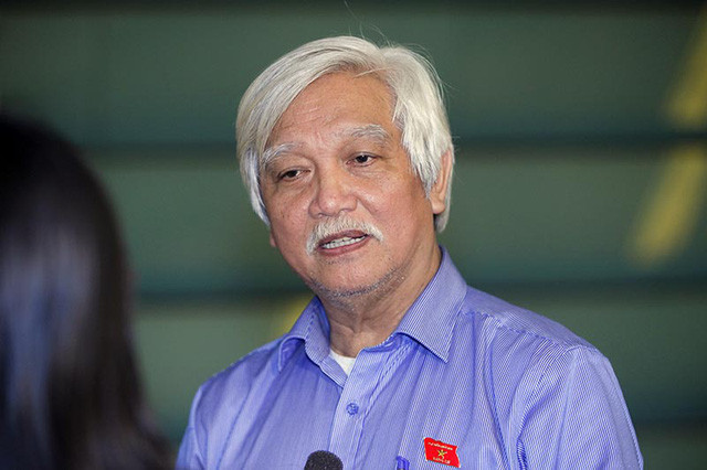  Theo đại biểu Dương Trung Quốc, Bí thư Tỉnh ủy Yên Bái phải chỉ đạo làm rõ vụ biệt thự siêu khủng để bảo vệ uy tín. 