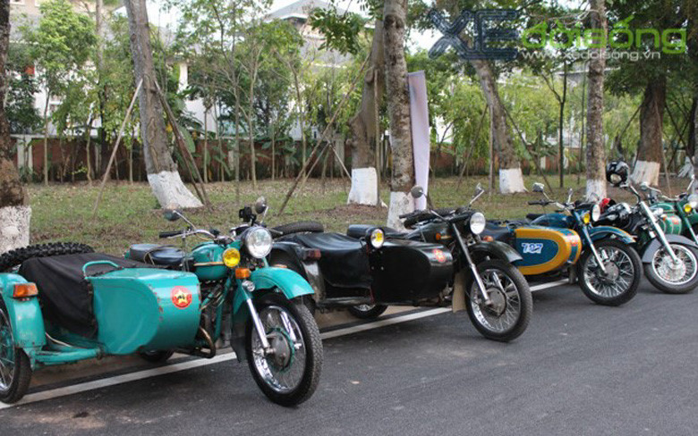 Choáng trước dàn mô-tô “khủng” tụ họp tại Hà Nội ảnh 14