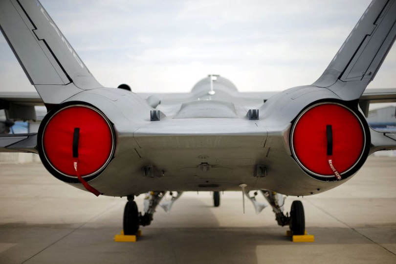 Nhiều phi cơ quân sự “khủng' xuất hiện tại triển lãm FIDAE 2016 ảnh 7