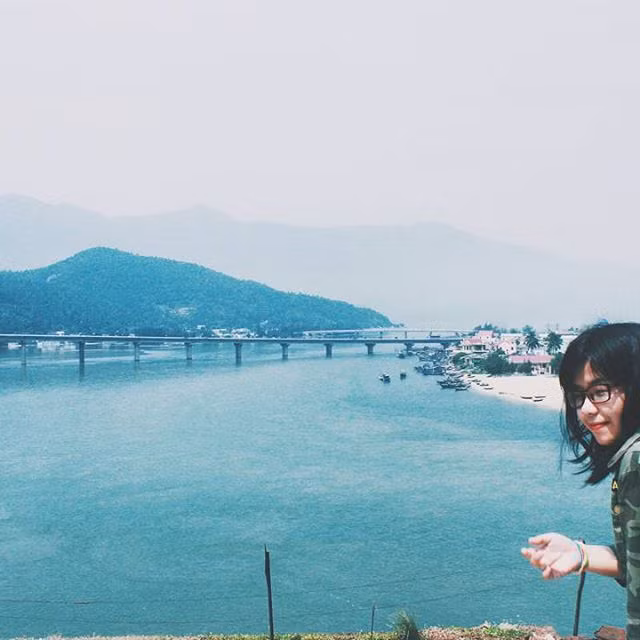 Mê mẩn 5 vịnh biển miền Trung còn rất hoang sơ ảnh 13