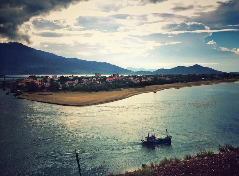 Mê mẩn 5 vịnh biển miền Trung còn rất hoang sơ ảnh 11 Mê mẩn 5 vịnh biển miền Trung còn rất hoang sơ ảnh 11