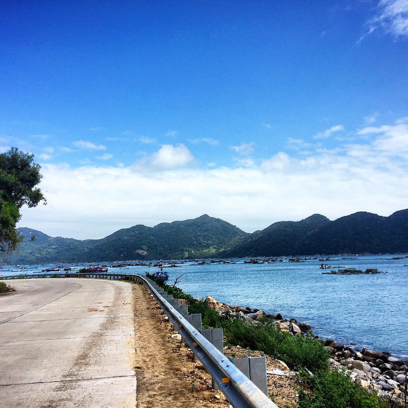 Mê mẩn 5 vịnh biển miền Trung còn rất hoang sơ ảnh 2 Mê mẩn 5 vịnh biển miền Trung còn rất hoang sơ ảnh 2