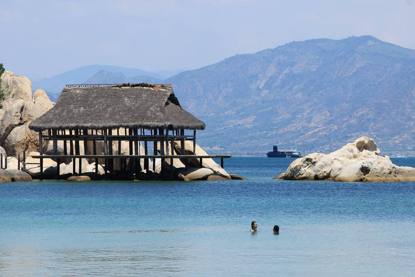 Mê mẩn 5 vịnh biển miền Trung còn rất hoang sơ ảnh 9 Mê mẩn 5 vịnh biển miền Trung còn rất hoang sơ ảnh 9