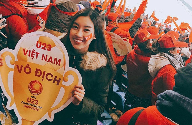 Video Đội tuyển U23 Việt Nam làm thủ tục sân bay để rời Thường Châu về nước ảnh 1