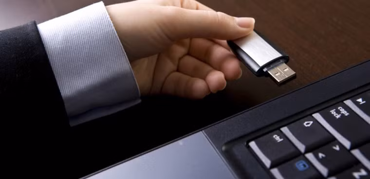 Tính riêng quý III/2017, hơn 7,5 triệu máy tính đã bị lây nhiễm virus qua USB. Ảnh minh hoạ: Cnet.