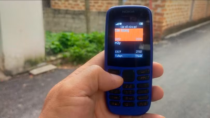 Khi Việt Nam chính thức tắt sóng 2G, các mẫu điện thoại "cục gạch" trước đây sẽ bị mất khả năng nghe gọi. 
