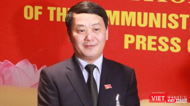 Ông Hầu A Lềnh - Uỷ viên Trung ương Đảng, Phó chủ tịch, Tổng thư ký Uỷ ban Trung ương MTTQ Việt Nam.