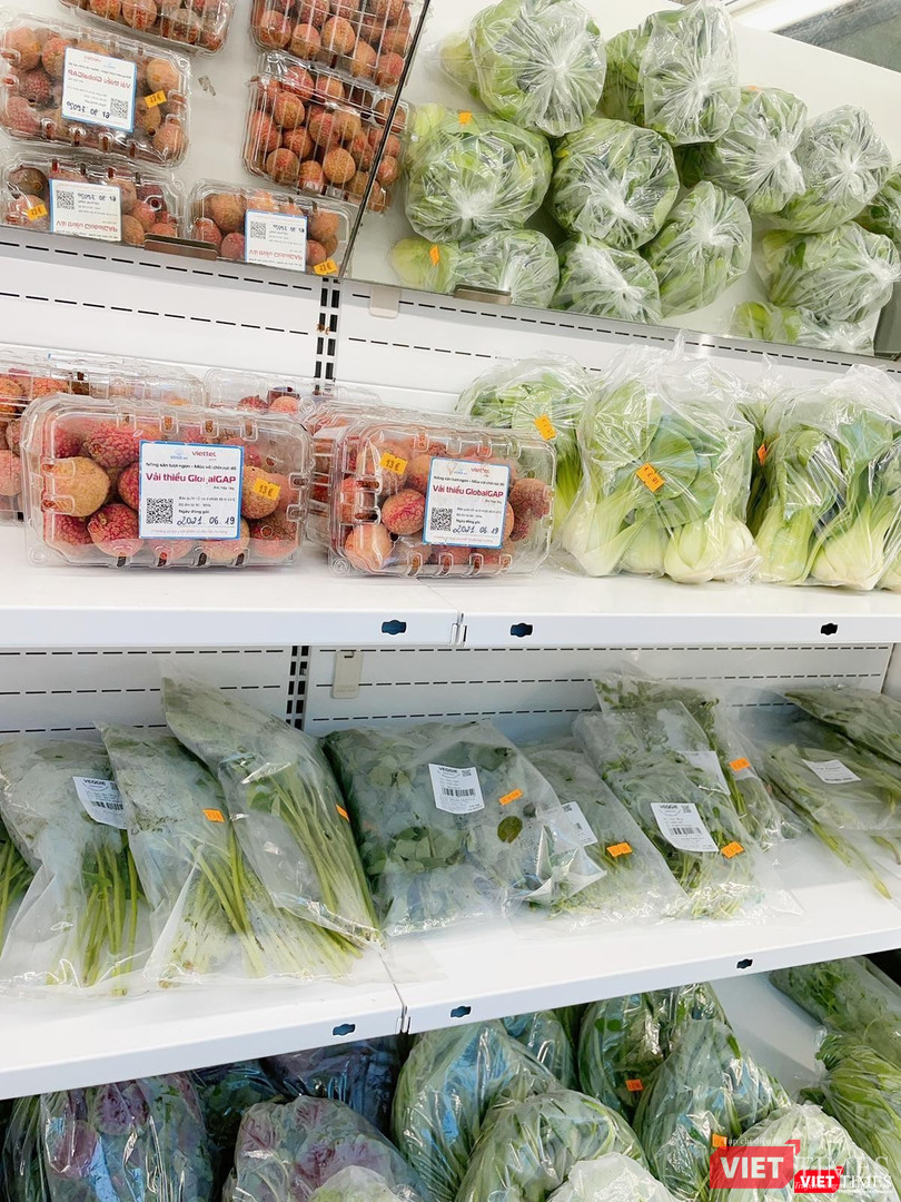 Ngoài các đơn hàng trực tiếp đặt qua sàn Vỏ Sò, vải tươi Bắc Giang còn có mặt trong một số siêu thị châu Á lại Đức. Ngoài các đơn hàng trực tiếp đặt qua sàn Vỏ Sò, vải tươi Bắc Giang còn có mặt trong một số siêu thị châu Á lại Đức.