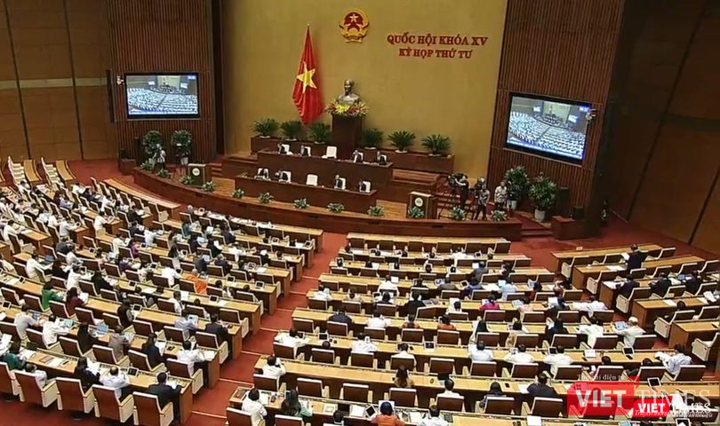 Toàn cảnh nghị trường kỳ họp thứ 4 Quốc hội khóa XV. Toàn cảnh nghị trường kỳ họp thứ 4 Quốc hội khóa XV.