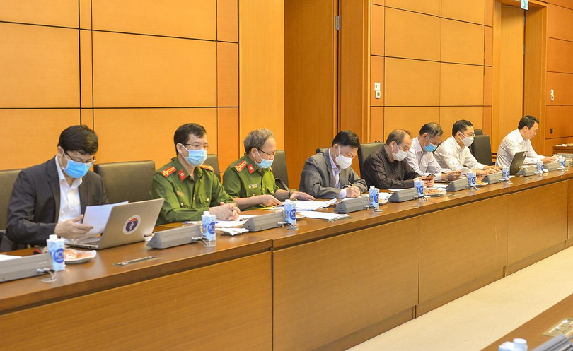 Các đại biểu tham dự Phiên họp