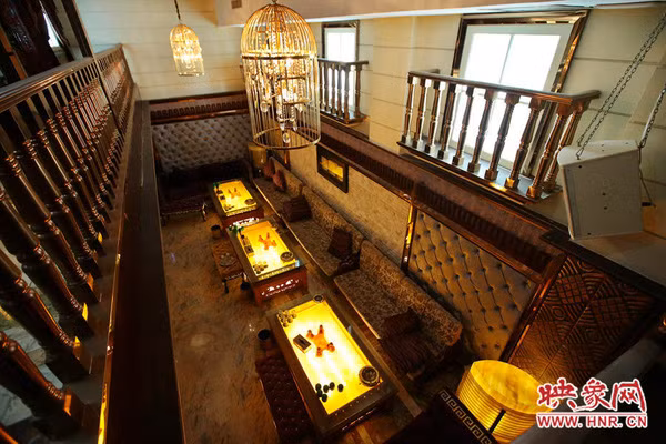 Choáng ngợp trước nội thất xa hoa của chốn ăn chơi khét tiếng Trung Quốc ảnh 12