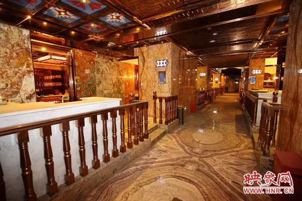 Choáng ngợp trước nội thất xa hoa của chốn ăn chơi khét tiếng Trung Quốc ảnh 4