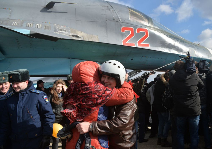 Ấn tượng trong tuần: Trẻ tị nạn, thời trang nội y và “ở truồng” trượt tuyết ảnh 14