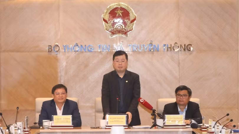 Thứ trưởng Bộ TT&TT Nguyễn Thanh Lâm thông tin về Chương trình Ngày hội thắm tình hữu nghị đặc biệt Việt Nam - Lào năm 2023.