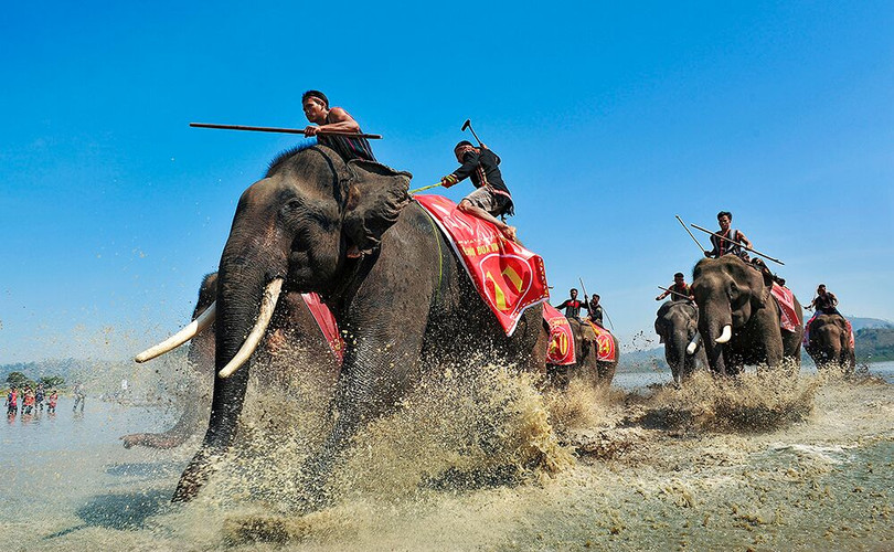 Tác phẩm “Về đích” của tác giả Ngô Minh Phương