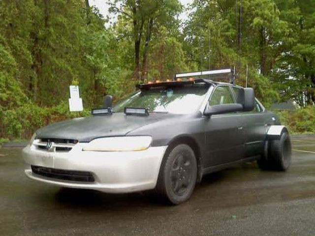 Những xe độ dị hợm nhất thế giới ảnh 8