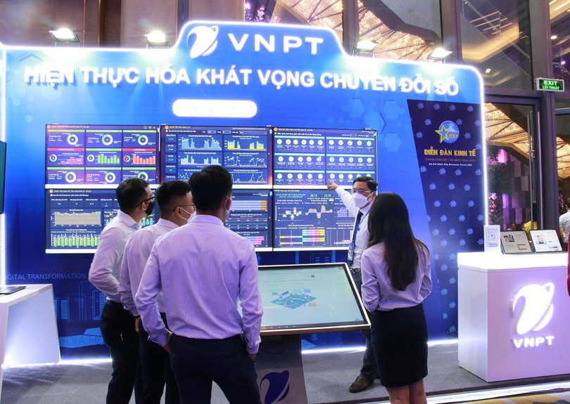 Người dùng chỉ cần cài một ứng dụng VNPT HKD là đã có thể dễ dàng khai thác đồng thời, đầy đủ các nghiệp vụ phục vụ hoạt động của hộ kinh doanh. Người dùng chỉ cần cài một ứng dụng VNPT HKD là đã có thể dễ dàng khai thác đồng thời, đầy đủ các nghiệp vụ phục vụ hoạt động của hộ kinh doanh.