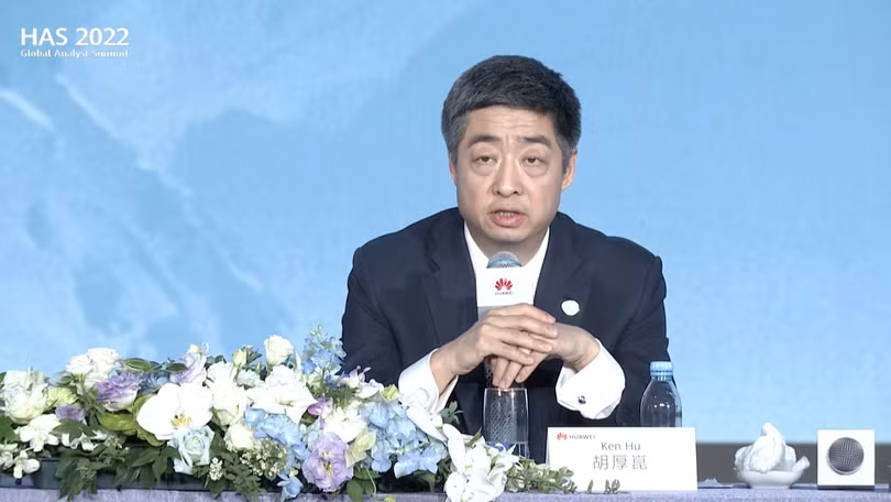 Ông Ken Hu - Chủ tịch Luân phiên của Huawei phát biểu tại HAS 2022