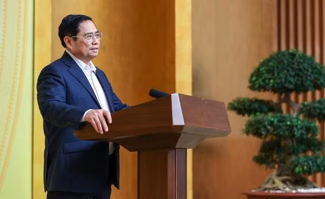 Thủ tướng Chính phủ cho rằng, hiện chưa hình thành được hệ sinh thái công dân số dẫn đến người dân vẫn chưa được thụ hưởng nhiều tiện ích quan trọng mang lại như y tế, giáo dục, bảo hiểm, ngân hàng, giao thông,...