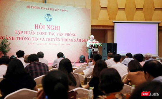 Thứ trưởng Nguyễn Minh Hồng phát biểu khai mạc hội nghị.