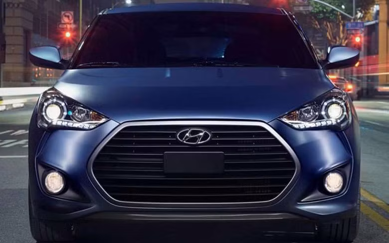 2016 Hyundai Veloster Rally Edition có giá khởi điểm là 23.950 USD.