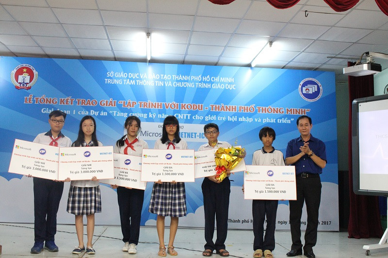 Hơn 21.000 học sinh THCS tham gia lập trình “Thành phố thông minh” ảnh 1