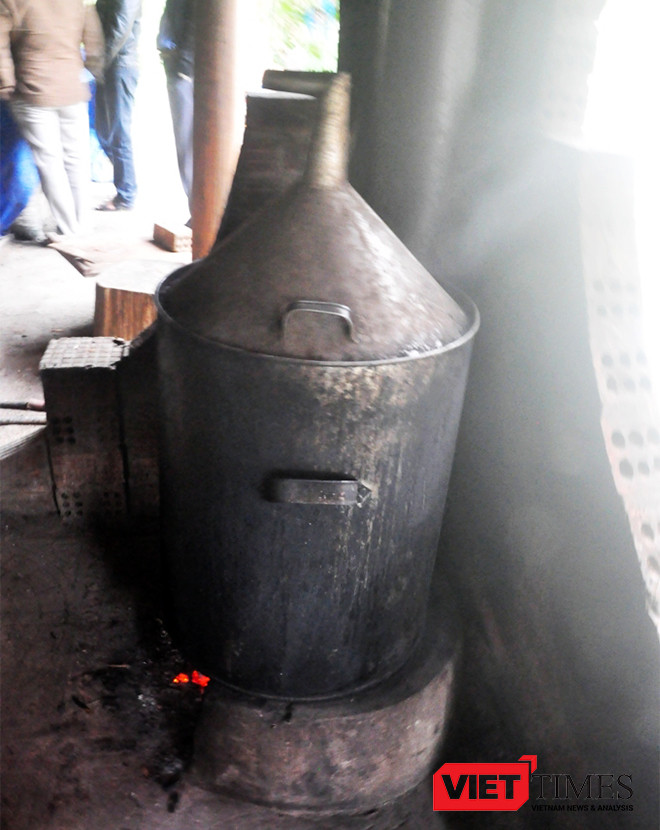 Cận cảnh đường "hầm rượu" xuyên núi của Bí thư huyện Tây Giang ảnh 4