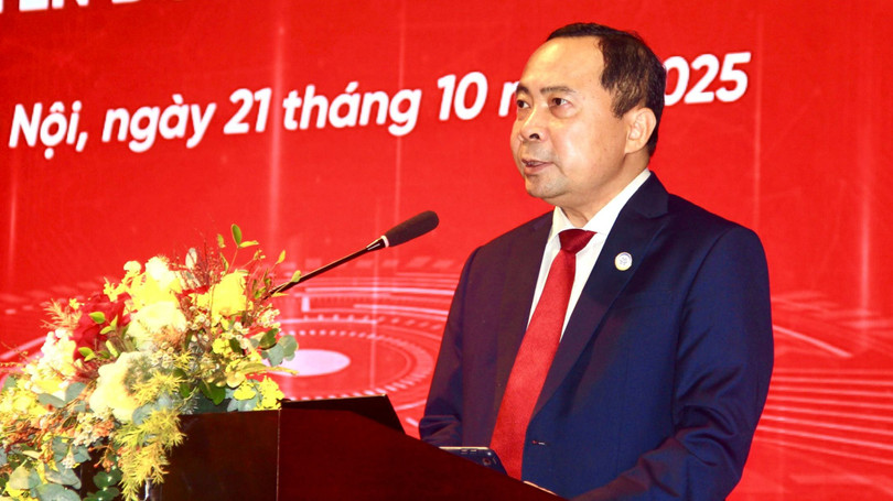 Thứ trưởng Thường trực Hải Quân phân tích “gần dân hơn” nghĩa là chính quyền phục vụ người dân tốt hơn nhờ công nghệ.