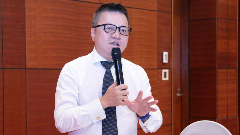 Ông Lê Quốc Minh cảnh báo rằng nếu báo chí suy yếu hoặc biến mất thì chính doanh nghiệp sẽ chịu thiệt hại.