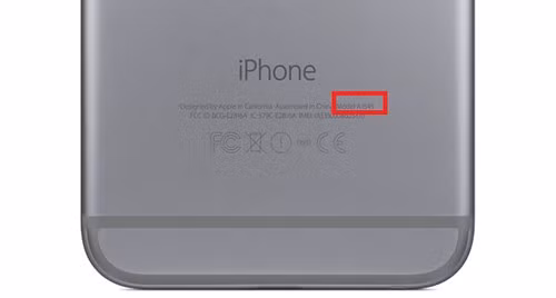 Vị trí mã nhận dạng ở mặt lưng để xác định đời iPhone.