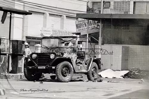 Khoảnh khắc chân thật Sài Gòn ngày Giải phóng ảnh 15