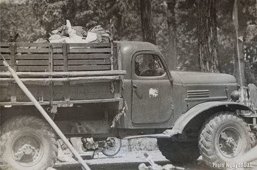 Khoảnh khắc chân thật Sài Gòn ngày Giải phóng ảnh 11