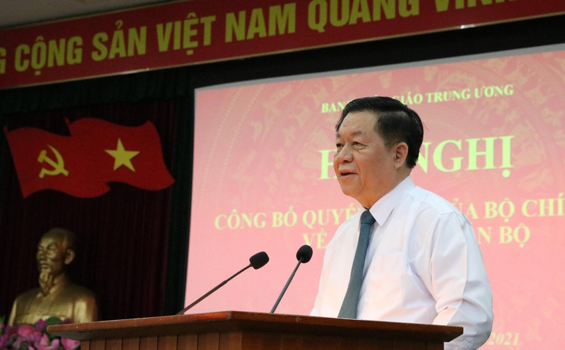 Ông Nguyễn Trọng Nghĩa - Bí thư Trung ương Đảng, Trưởng Ban Tuyên giáo Trung ương - phát biểu tại hội nghị.