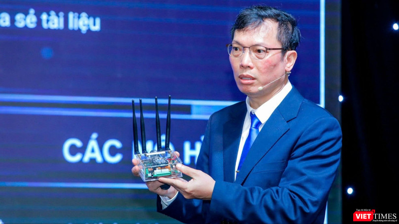 TS. Đặng Minh Tuấn, Phó chủ tịch SVP Tập đoàn công nghệ CMC, Viện trưởng Viện Nghiên cứu ứng dụng công Nghệ CMC.