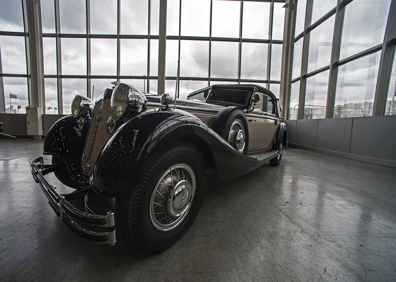 Bộ sưu tập cực độc 120 cỗ xe thời chiến ảnh 13