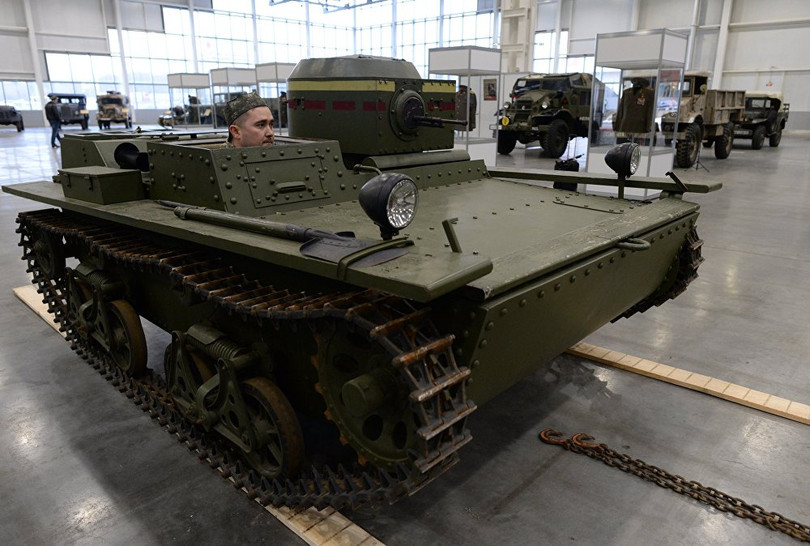 Bộ sưu tập cực độc 120 cỗ xe thời chiến ảnh 14