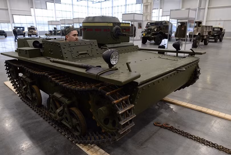 Bộ sưu tập cực độc 120 cỗ xe thời chiến ảnh 14