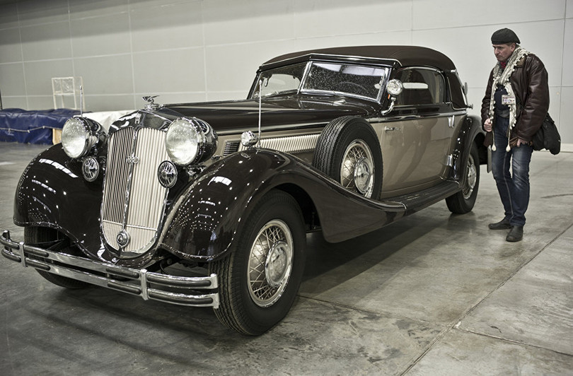 Bộ sưu tập cực độc 120 cỗ xe thời chiến ảnh 10