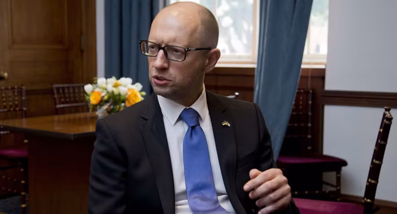 Bị nghi bỏ trốn, cựu Thủ tướng Ukraine lần đầu xuất hiện