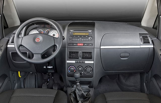 Theo đó, khi lựa chọn mẫu xe này, bạn cần phải tìm hiểu kỹ càng trước khi nhận xe hoặc mua của những người quen biết đang sử dung. Đặc biệt nếu không thấy tin tưởng có thể bỏ qua và chuyển sang các mẫu xe khác