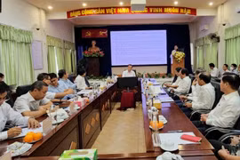 https://thanhnien.vn/giam-doc-so-y-te-tp-hcm-nhan-vien-va-ca-can-bo-quan-ly-y-te-nghi-viec-post1485147.html
